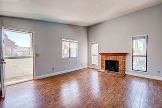 2812 Bluegill Way in Henderson, NV - Foto de edificio - Building Photo