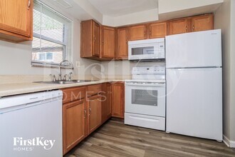 1183 Toluca Ct in Cincinnati, OH - Building Photo - Building Photo