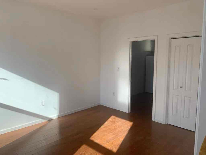 263-244 44th St in Brooklyn, NY - Building Photo