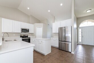 4619 Woodford Dr in Kissimmee, FL - Building Photo - Building Photo