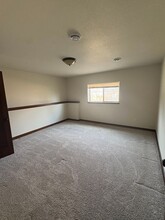 3266 White Oak Ln in Eau Claire, WI - Building Photo - Building Photo