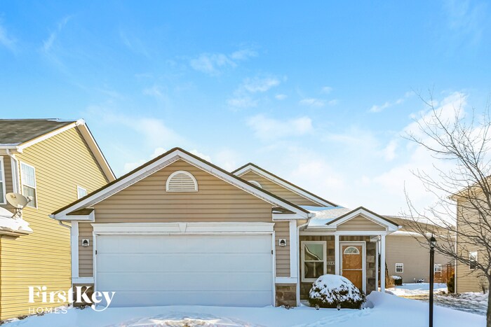 15472 Sandlands Cir in Noblesville, IN - Building Photo