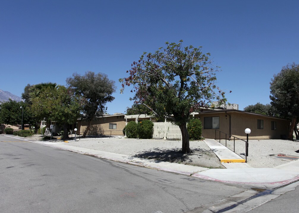 Mountain View Apartments in Cathedral City, CA - Building Photo