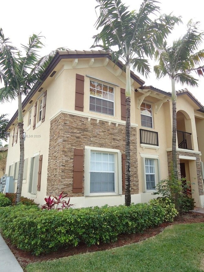 3320 NE 13th Cir Dr in Homestead, FL - Building Photo - Building Photo