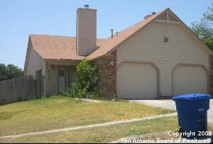 6316 Worchester Wood in San Antonio, TX - Building Photo