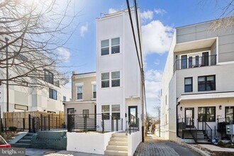 1181 Neal St NE in Washington, DC - Building Photo - Building Photo