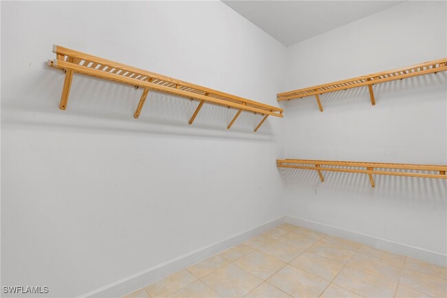property at 9328 Fieldstone Ln