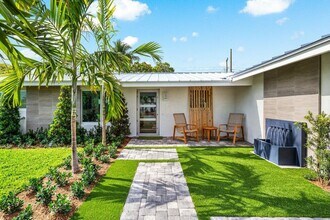 902 SW 27th Pl in Boynton Beach, FL - Building Photo - Building Photo