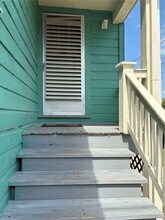 2011 33rd St in Galveston, TX - Building Photo - Building Photo
