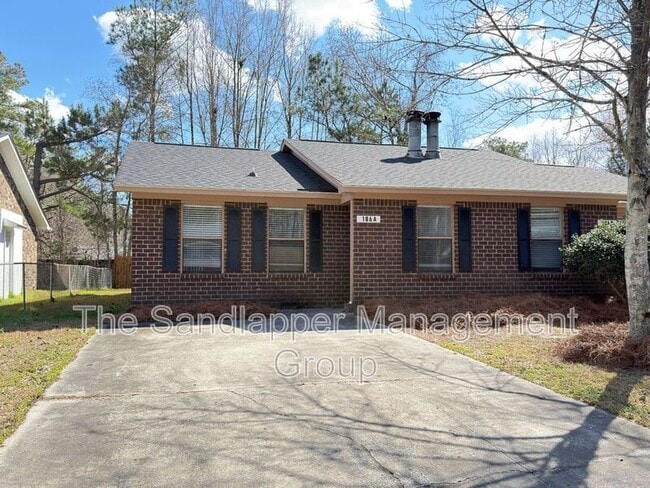 property at 186 Dorchester Manor Blvd