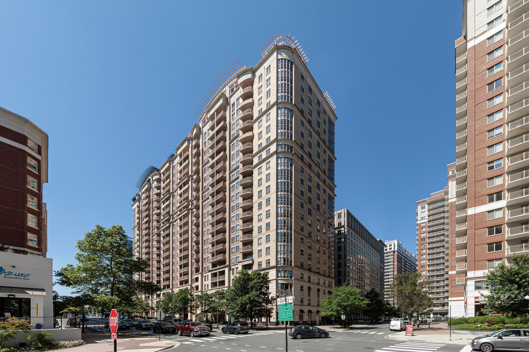 The Residences at Liberty Center in Arlington, VA - Building Photo