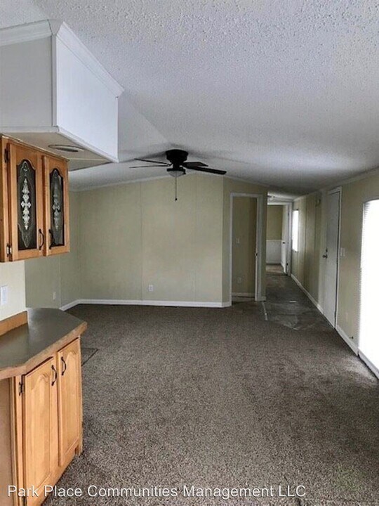4000 Alpine Pkwy in Zanesfield, OH - Building Photo