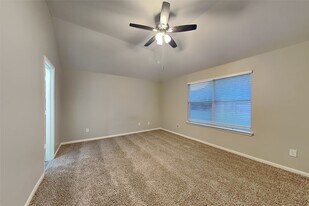 21802 Silent Jasmin Ct in Cypress, TX - Building Photo