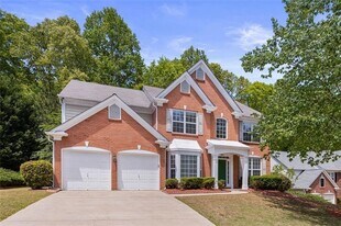100 Hawnley Trace in Suwanee, GA - Building Photo