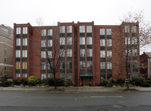 1318 22nd St NW in Washington, DC - Building Photo - Building Photo