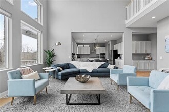 80 Charleston Square in Sewickley, PA - Building Photo - Building Photo