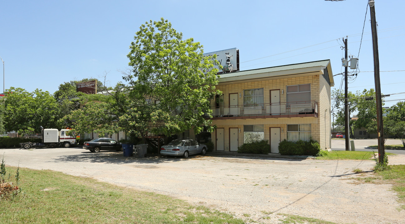 Acacia Building in Austin, TX - Building Photo