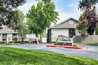 The Valencia in Vallejo, CA - Building Photo - Building Photo