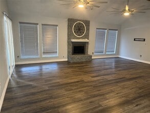 4642 Deer Point Dr in Spring, TX - Building Photo - Building Photo