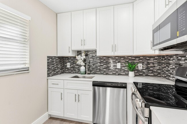 141 Brittany Terrace in Delray Beach, FL - Building Photo - Building Photo