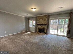 6259 Traci Joyce Ln in Alexandria, VA - Building Photo - Building Photo