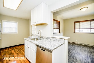 200 Delaware Ave in North Versailles, PA - Building Photo - Building Photo