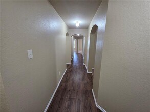 237 Thoroughbred St in Waxahachie, TX - Building Photo - Building Photo