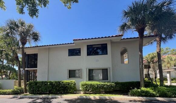 100 Pelican Pointe Dr in Delray Beach, FL - Building Photo - Building Photo