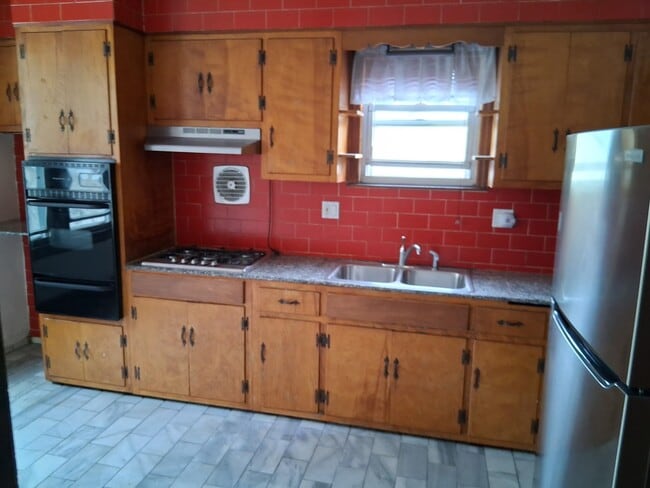 182 Terrace Ave in Jersey City, NJ - Building Photo - Building Photo