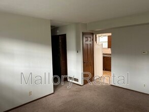 1432 Virginia Ave in Wood River, IL - Building Photo - Building Photo