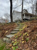 199 Hoop Pole Hill Rd in Woodbury, CT - Building Photo