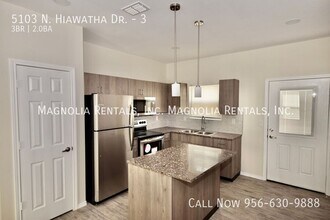 5103 N Hiawatha Dr in Pharr, TX - Building Photo - Building Photo