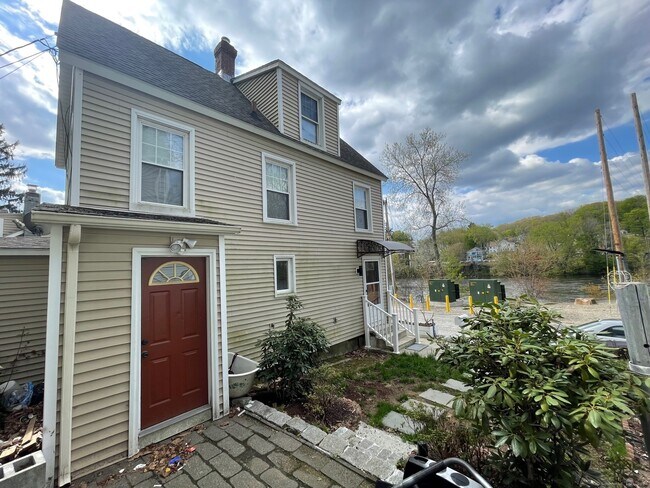 279 Talman Street Extension in Norwich, CT - Building Photo - Building Photo