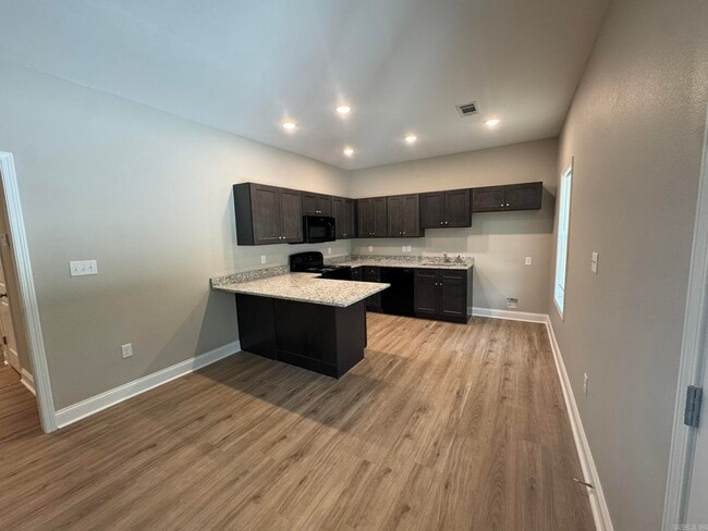 716 S Spring St in Jacksonville, AR - Building Photo - Building Photo