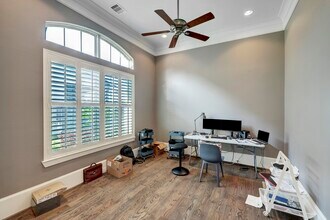 1602 E Rose Terrace Ln in Houston, TX - Building Photo - Building Photo