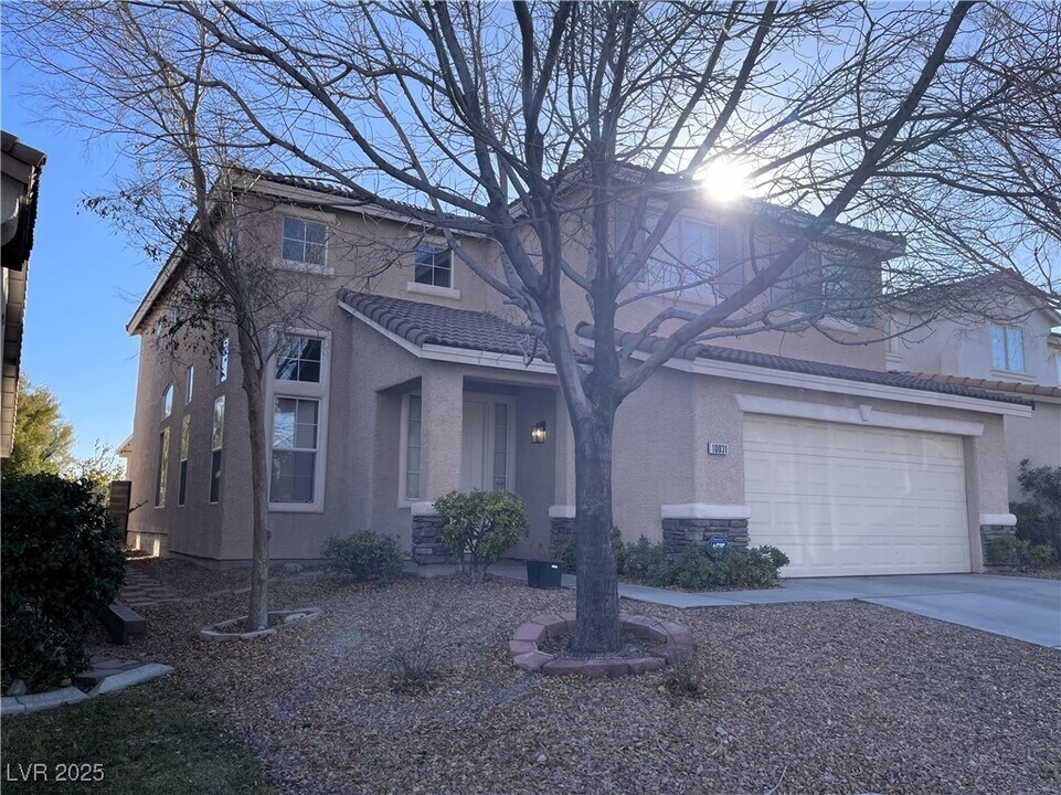 10031 Candle Canyon Ct in Las Vegas, NV - Building Photo