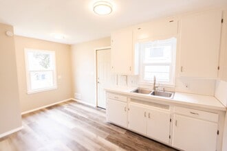 3725 Watson Ave, Unit 3725 Watson Ave in Toledo, OH - Building Photo - Building Photo