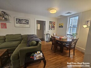 7 Riverside Pl, Unit 2 in Cambridge, MA - Building Photo - Building Photo