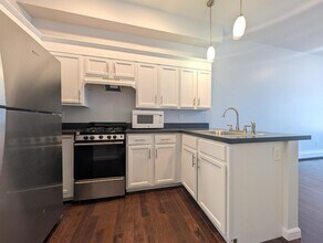 265 Webster Ave in Jersey City, NJ - Building Photo - Building Photo