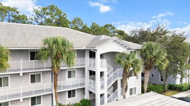 property at 7815 Regal Heron Cir