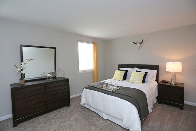 The Springs Townhomes in Parkville, MD - Foto de edificio - Interior Photo