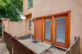 5114 Bryan St in Dallas, TX - Building Photo - Building Photo