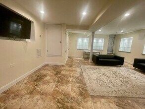 25 Saint Marys Ct, Unit 3 in Brookline, MA - Building Photo - Building Photo