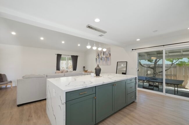 895 Rutgers Ave, Unit 895 Rutgers in Chula Vista, CA - Building Photo - Building Photo