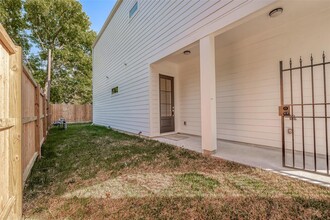 9414 McGallion Rd in Houston, TX - Building Photo - Building Photo