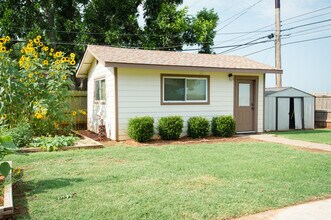 2223 W 4th Ave in Stillwater, OK - Building Photo - Building Photo