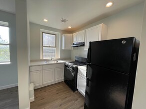 Forest Hill Apartments in Baltimore, MD - Building Photo - Building Photo