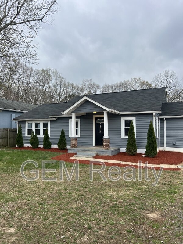 property at 9248 Kings Hwy
