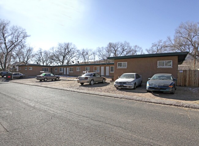 1513 W Vermijo Ave in Colorado Springs, CO - Foto de edificio - Building Photo