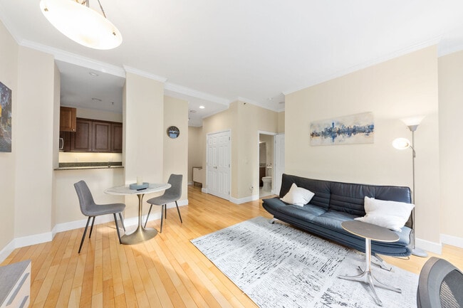 201 Sansome St in San Francisco, CA - Building Photo - Building Photo